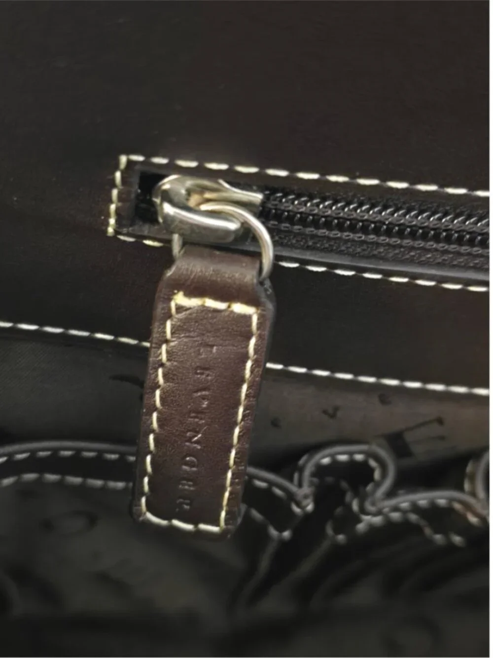 Levenger Genuine Leather Expandable Briefcase Laptop Shoulder Bag Dk Brown